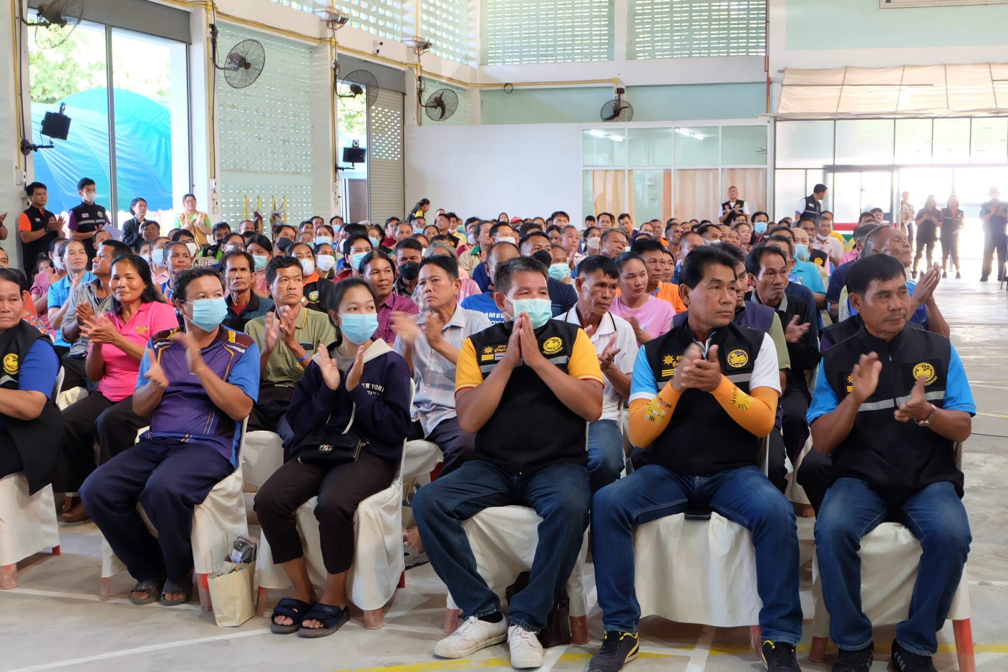 title - ส.ป.ก. ร่วมต้อนรับและติดตามรัฐมนตรีช่วยว่าการกระทรวงเกษตรและสหกรณ์ พร้อมคณะ ลงพื้นที่ตรวจราชการและติดตามสถานการณ์อุทกภัยในพื้นที่จังหวัดชัยภูมิ